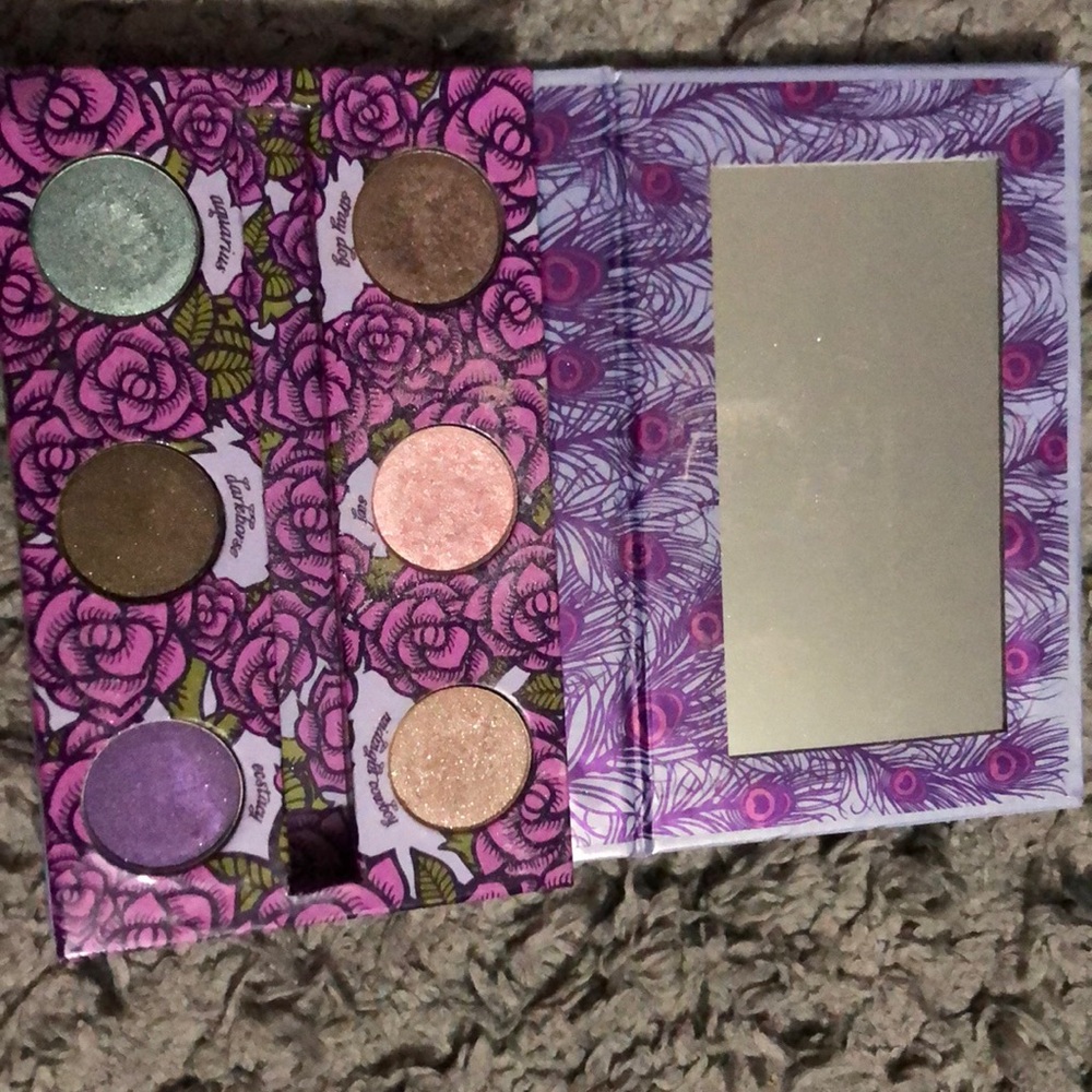 Urban Decay: The Feminine Pallette